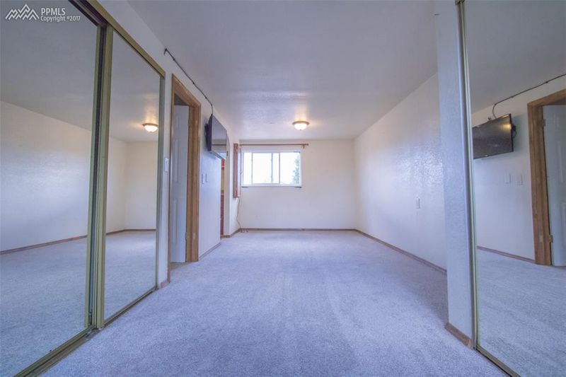 4590 Monica Dr, Colorado Springs, CO 80916