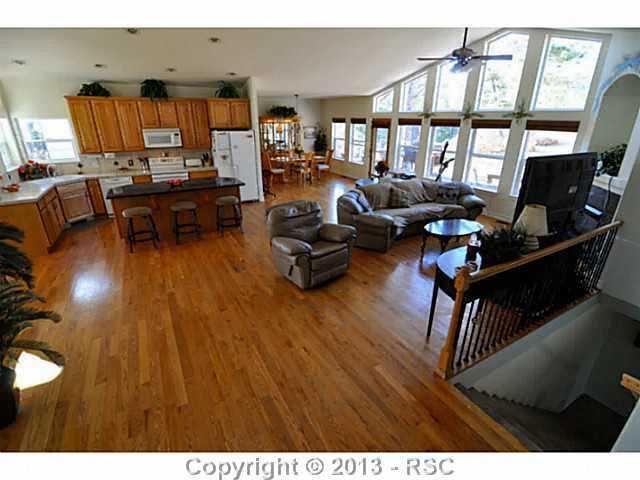 4593 Cheyenne Dr, Larkspur, CO 80118