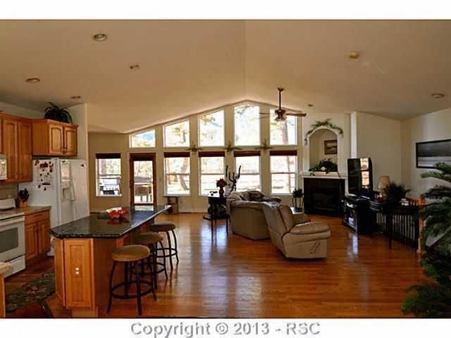4593 Cheyenne Dr, Larkspur, CO 80118