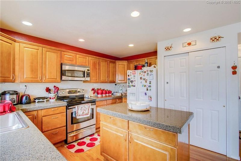 4596 Timber Wolf Trl, Colorado Springs, CO 80920