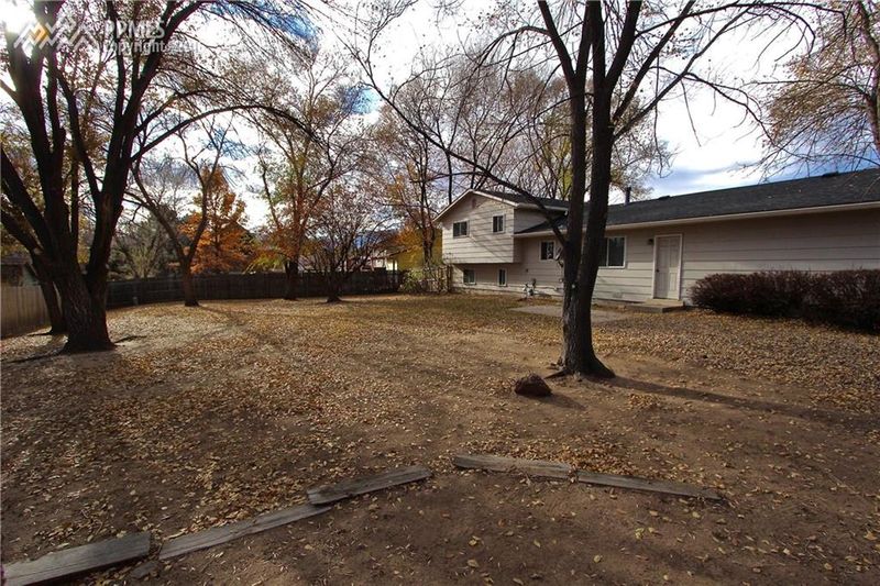 4603 Flintridge Dr, Colorado Springs, CO 80918