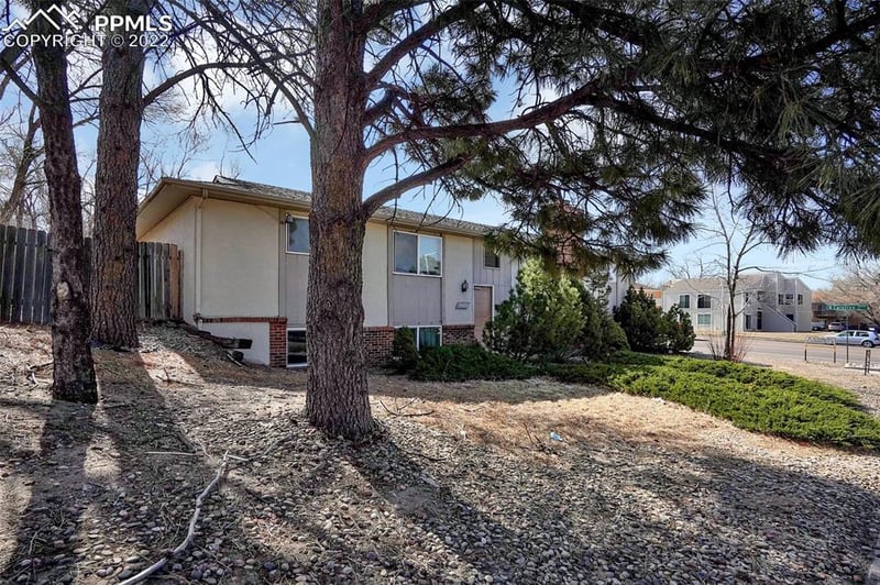 4605 Picturesque Dr, Colorado Springs, CO 80917