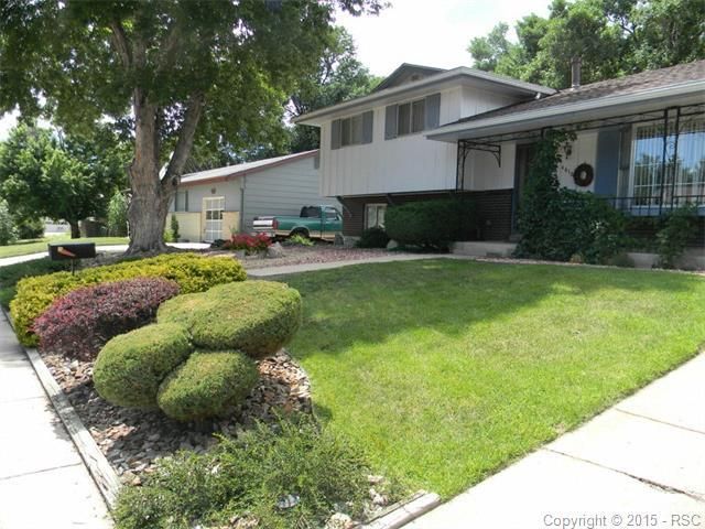 4610 Woodbury Dr, Colorado Springs, CO 80915