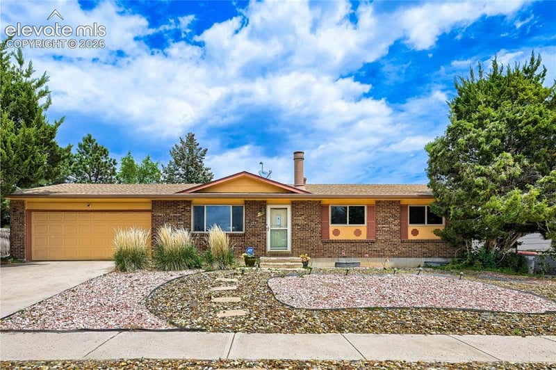 4618 Ridgeglen Rd, Colorado Springs, CO 80918
