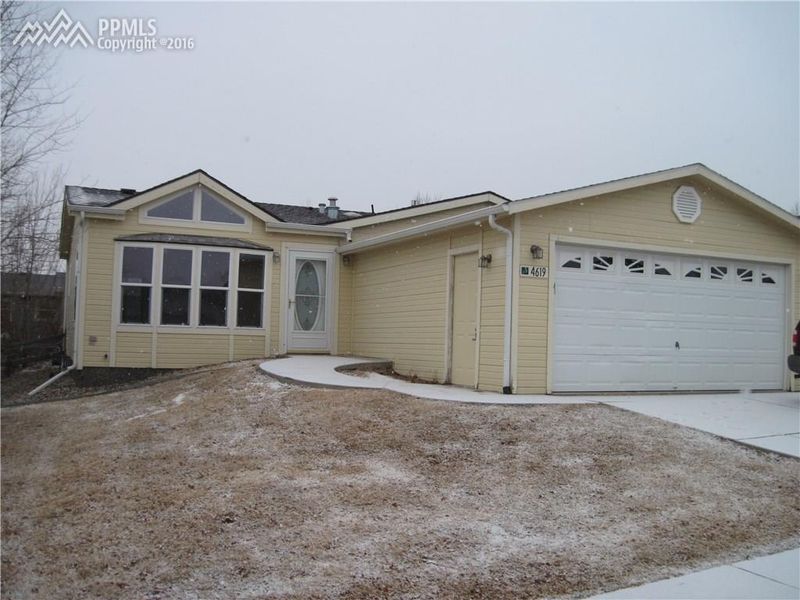 4619 Gray Fox Hts, Colorado Springs, CO 80922