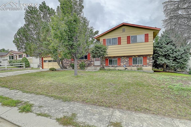 4619 Shadowglen Dr, Colorado Springs, CO 80918
