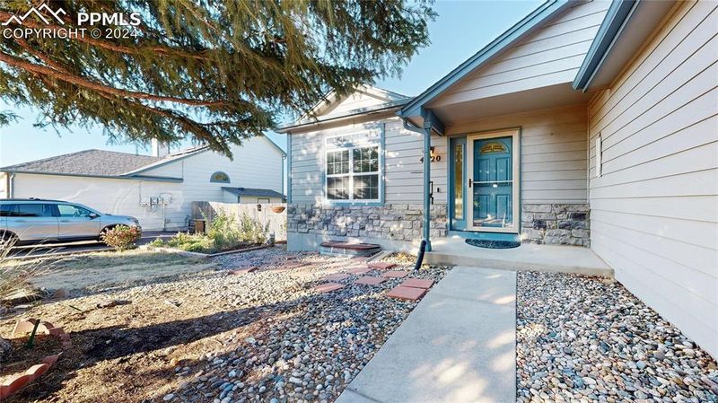 4620 Dapple Grey Ln, Colorado Springs, CO 80922