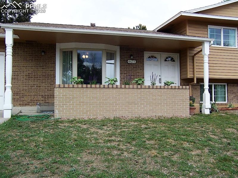 4623 Bella Dr, Colorado Springs, CO 80918