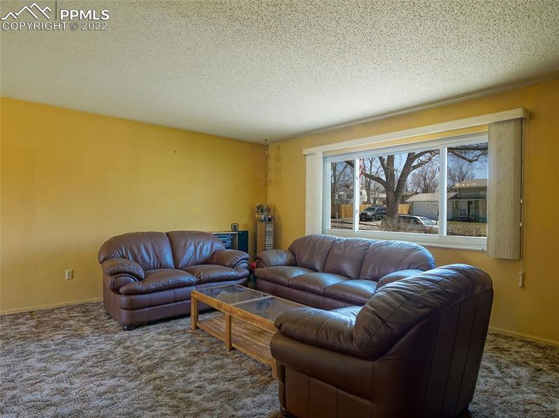 4640 N Enchanted Cir, Colorado Springs, CO 80917