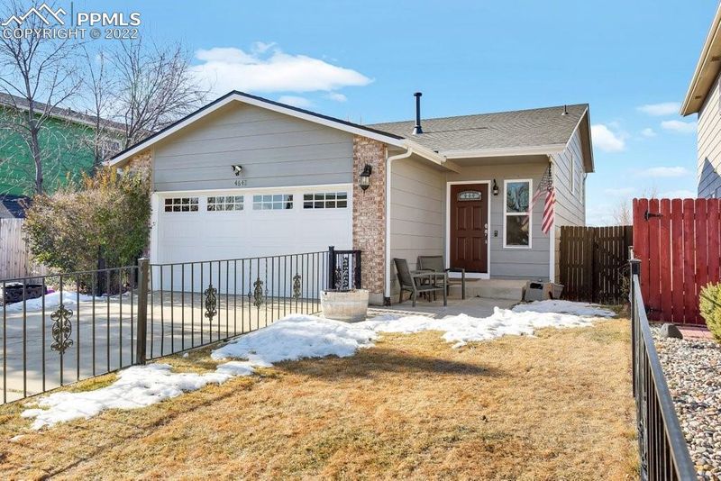 4642 Hennings Dr, Colorado Springs, CO 80911