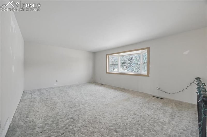 4647 Ridgeglen Rd, Colorado Springs, CO 80918