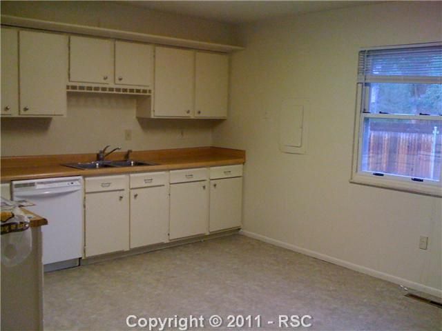4650 S Splendid Cir, Colorado Springs, CO 80917