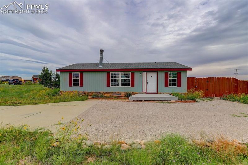 4655 Pipestem Ave, Colorado Springs, CO 80928