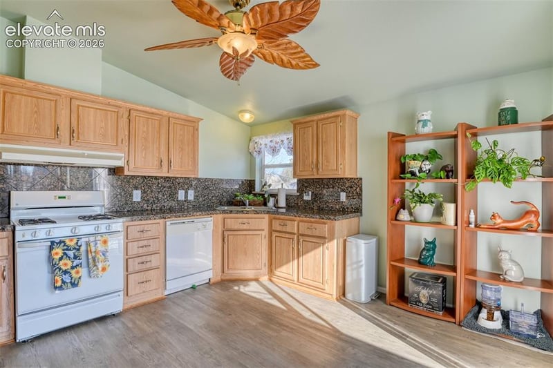 4661 Gray Fox Hts, Colorado Springs, CO 80922