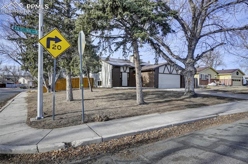 4685 Anjelina Cir, Colorado Springs, CO 80916