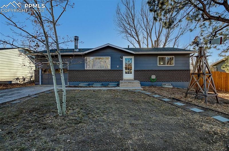 4685 S Splendid Cir, Colorado Springs, CO 80917