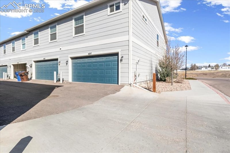 4697 Pleasant Port Vw, Colorado Springs, CO 80911