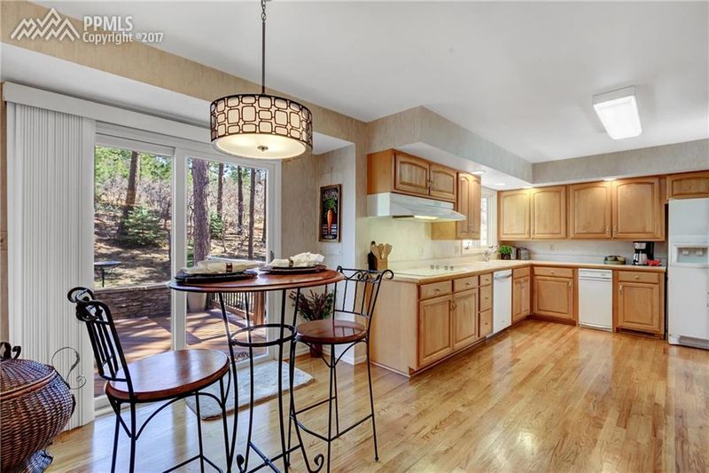 470 Jack Boot Rd, Monument, CO 80132