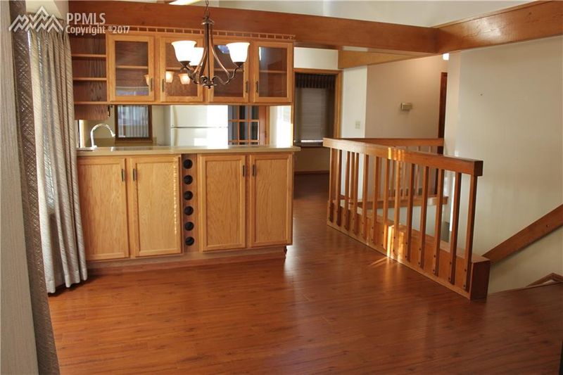 4702 Daybreak Cir, Colorado Springs, CO 80917