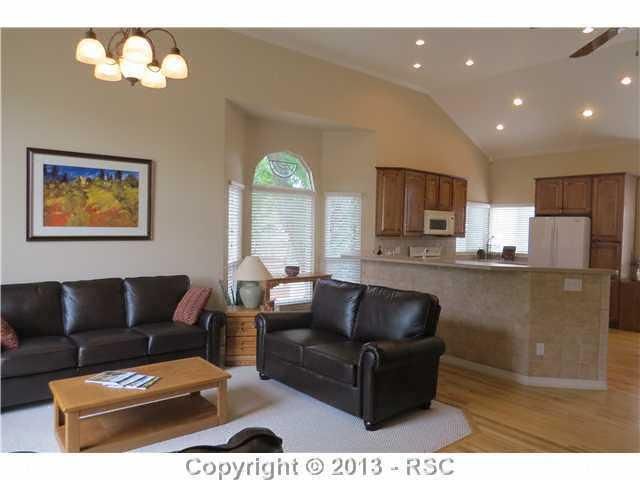 4707 Cedarweed Blvd, Pueblo, CO 81001