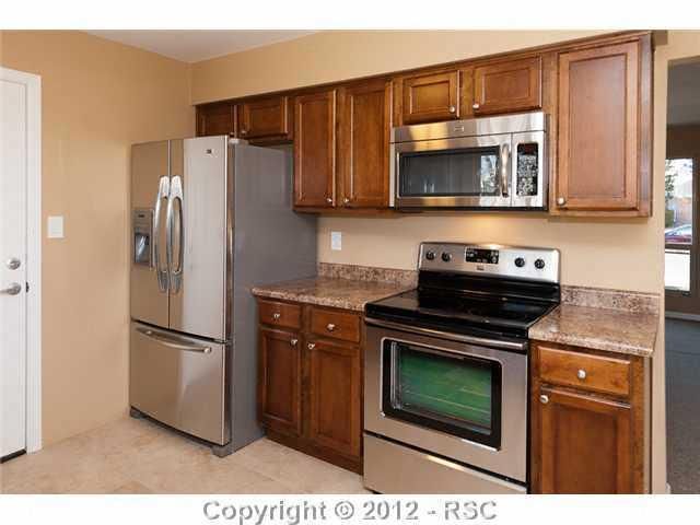 4710 Hackamore Dr, Colorado Springs, CO 80918