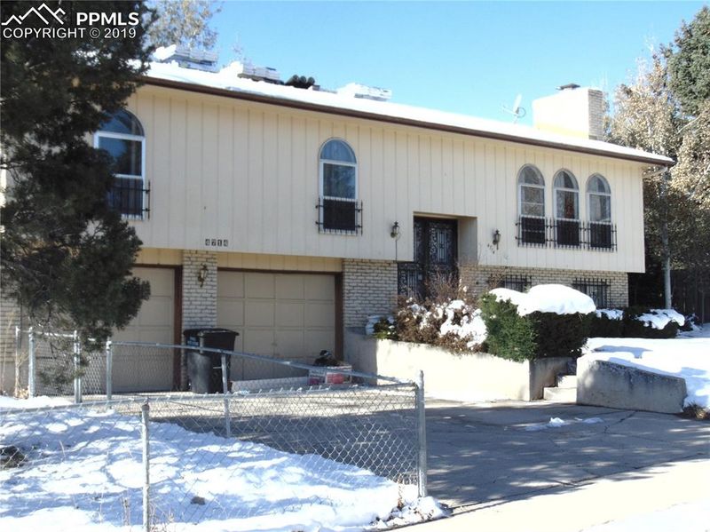 4714 Ranch Dr, Colorado Springs, CO 80918