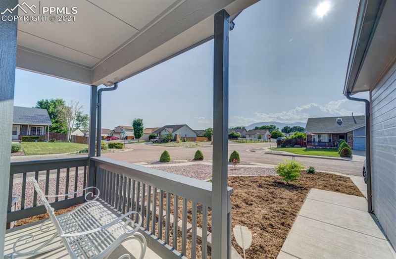 4729 Pathfinder Dr, Colorado Springs, CO 80911