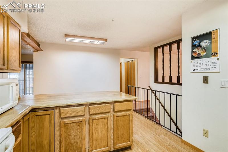 4730 Endicott Dr, Colorado Springs, CO 80916