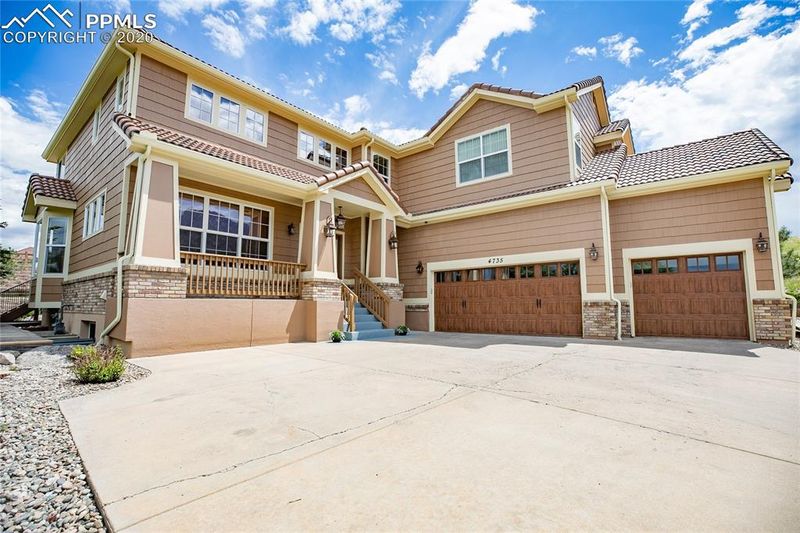 4735 Broadmoor Bluffs Dr, Colorado Springs, CO 80906