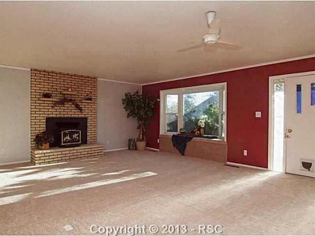 4736 Garnet Dr, Colorado Springs, CO 80918