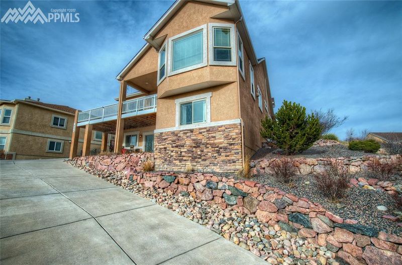 4736 Jamestown Dr, Colorado Springs, CO 80918