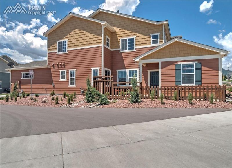 475 Eclipse Dr, Colorado Springs, CO 80905