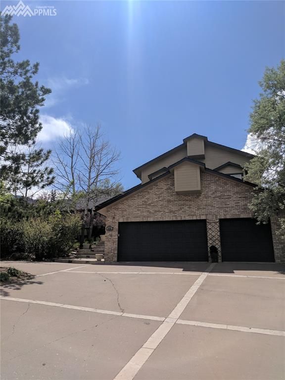 475 Roxbury Cir, Colorado Springs, CO 80906