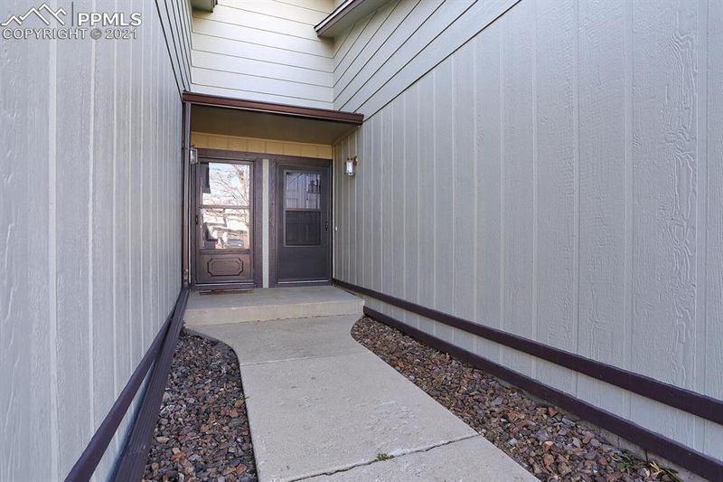 4753 Barnes Rd, Colorado Springs, CO 80917