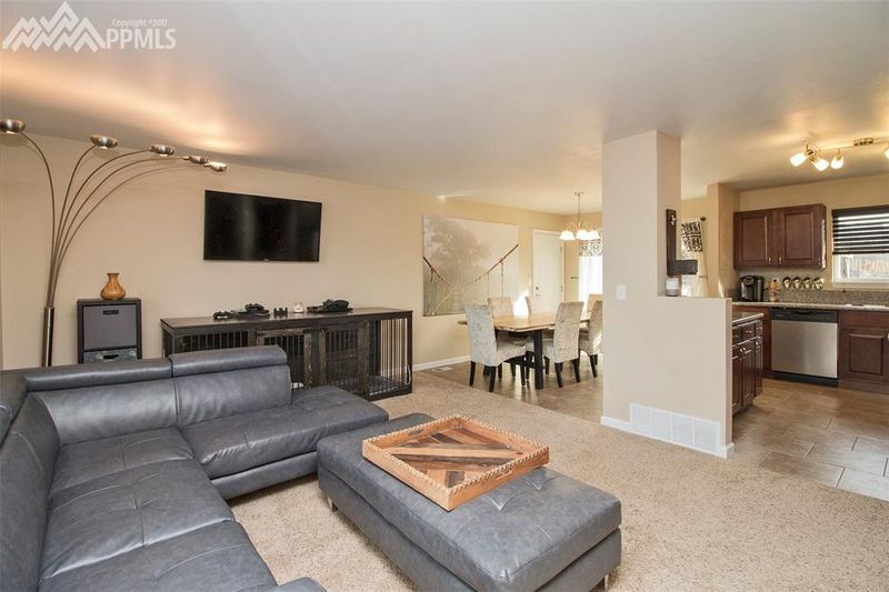 4755 Caviou Pl, Colorado Springs, CO 80918