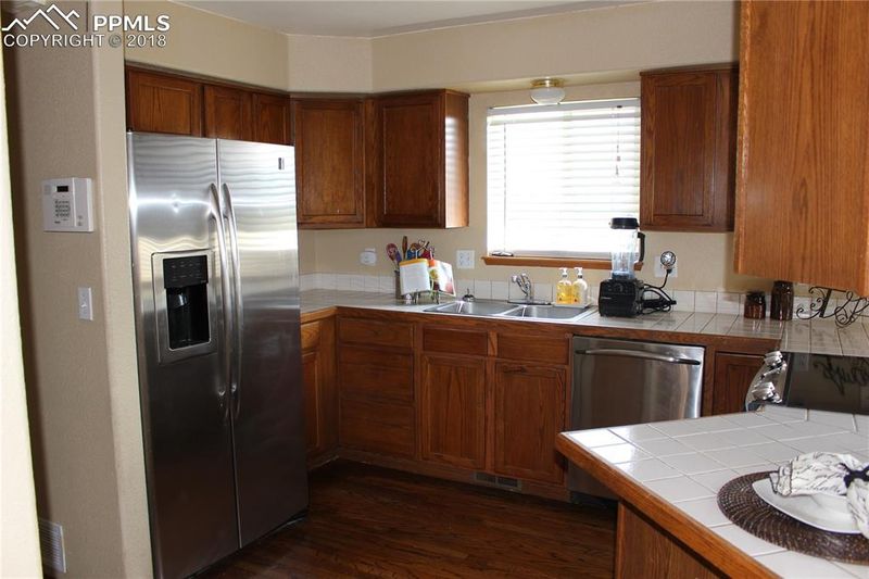 4770 Beechvale Dr, Colorado Springs, CO 80916