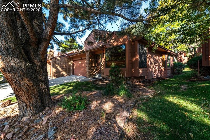 4770 Daybreak Cir, Colorado Springs, CO 80917