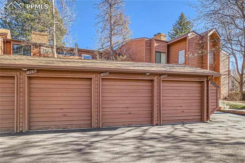 4775 Daybreak Cir, Colorado Springs, CO 80917