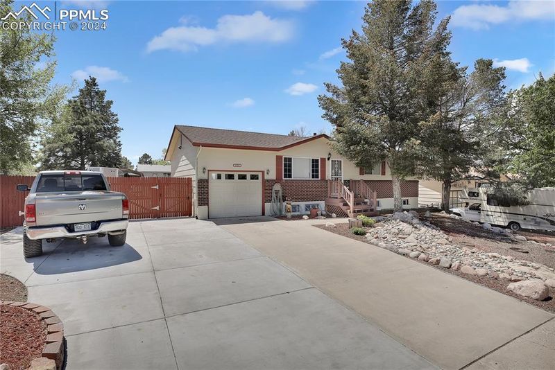 4785 N Gracemoor Cir, Colorado Springs, CO 80917