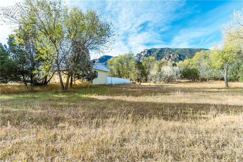 48 Marland Rd, Colorado Springs, CO 80906