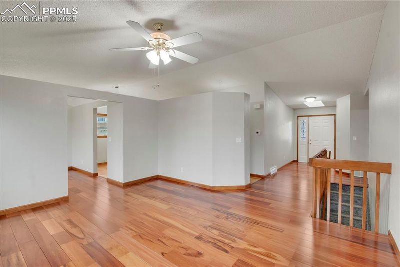 480 Athens Dr, Colorado Springs, CO 80911