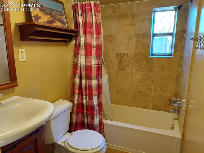480 Bear Creek Pl, Colorado Springs, CO 80906
