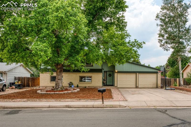 4802 S Hackamore Dr, Colorado Springs, CO 80918