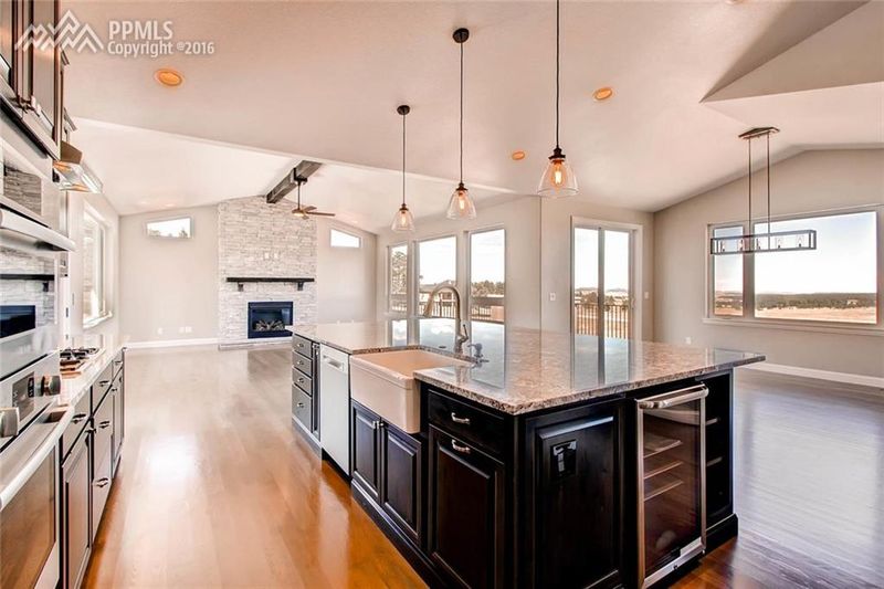 4807 Silver Nell Dr, Colorado Springs, CO 80908