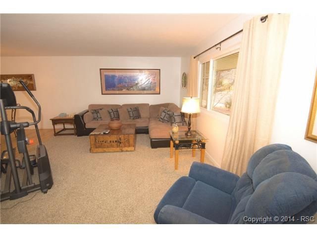4808 Escapardo Way, Colorado Springs, CO 80917