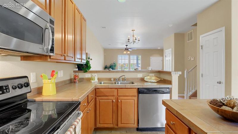 4811 Harrier Ridge Dr, Colorado Springs, CO 80916