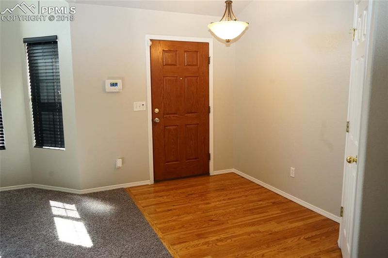 4816 Sand Hill Dr, Colorado Springs, CO 80923