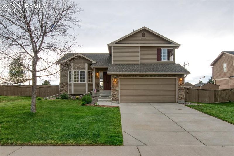 4819 Eckert St, Castle Rock, CO 80104