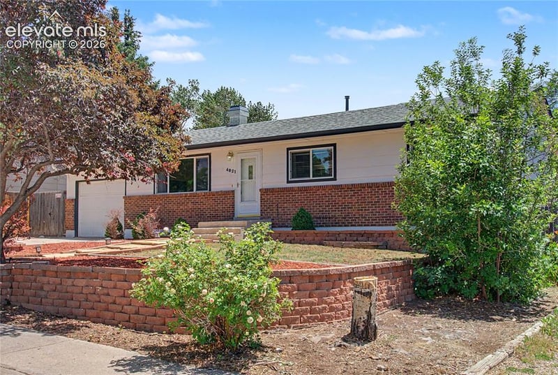 4821 Del Sol Rd, Colorado Springs, CO 80918