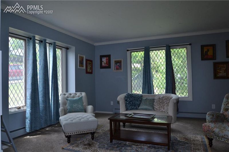 484 Wembley Ct, Colorado Springs, CO 80906